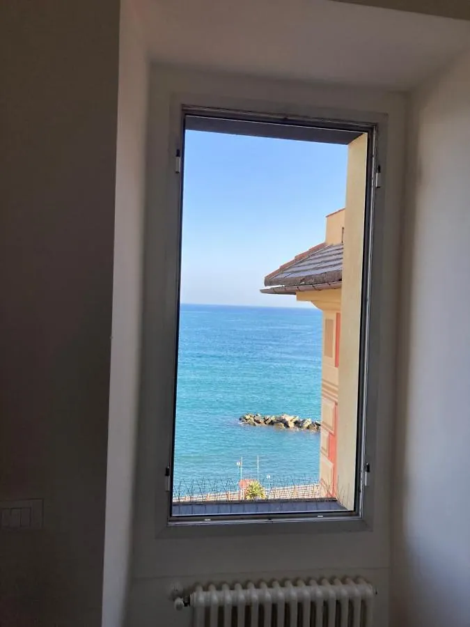 Brand New Apartment With Seaview & Private Parking Genova